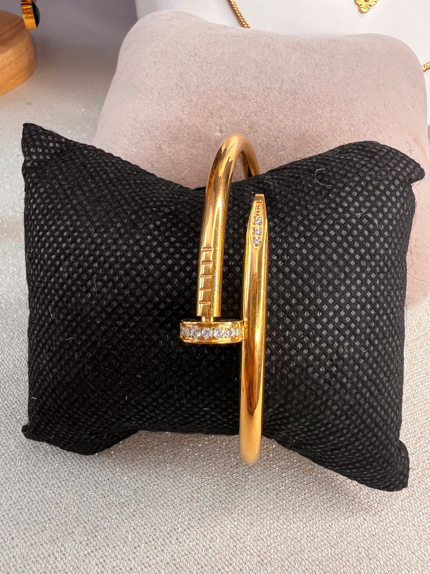 18ct gold plated bangle