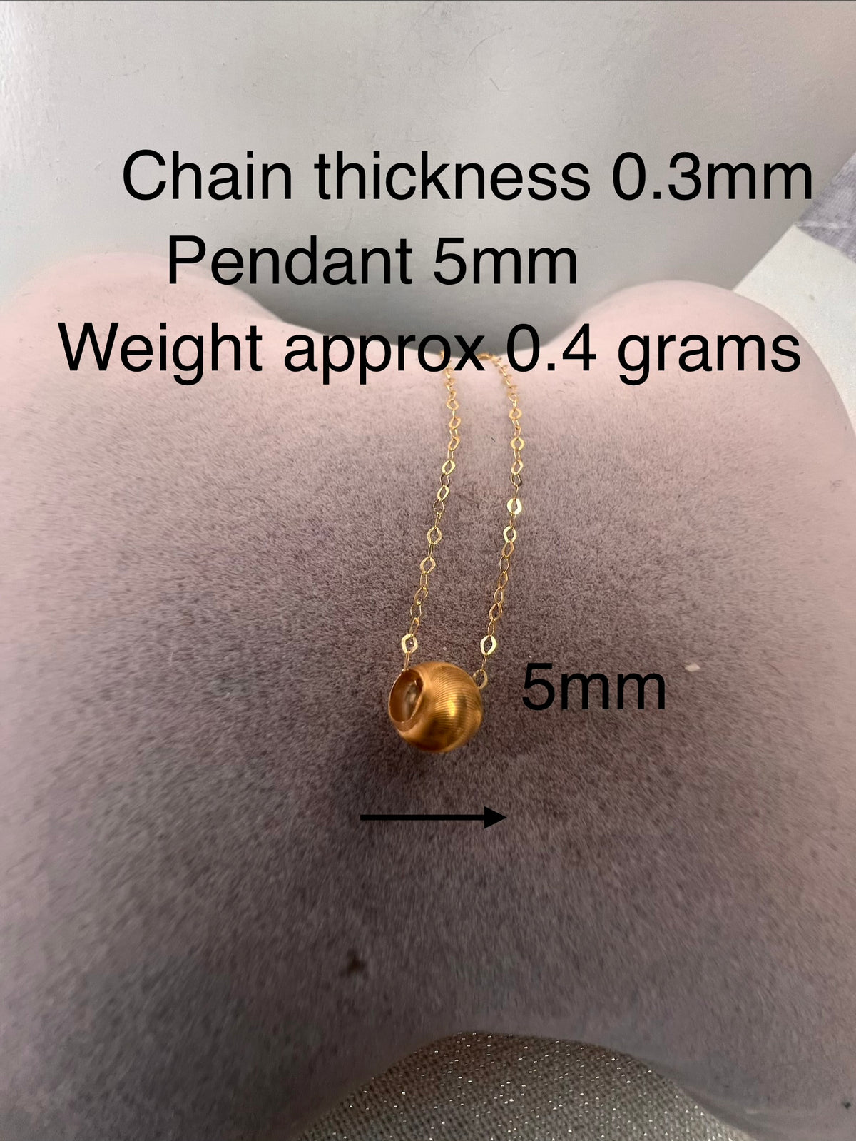 Solid 18ct gold dainty ball necklace