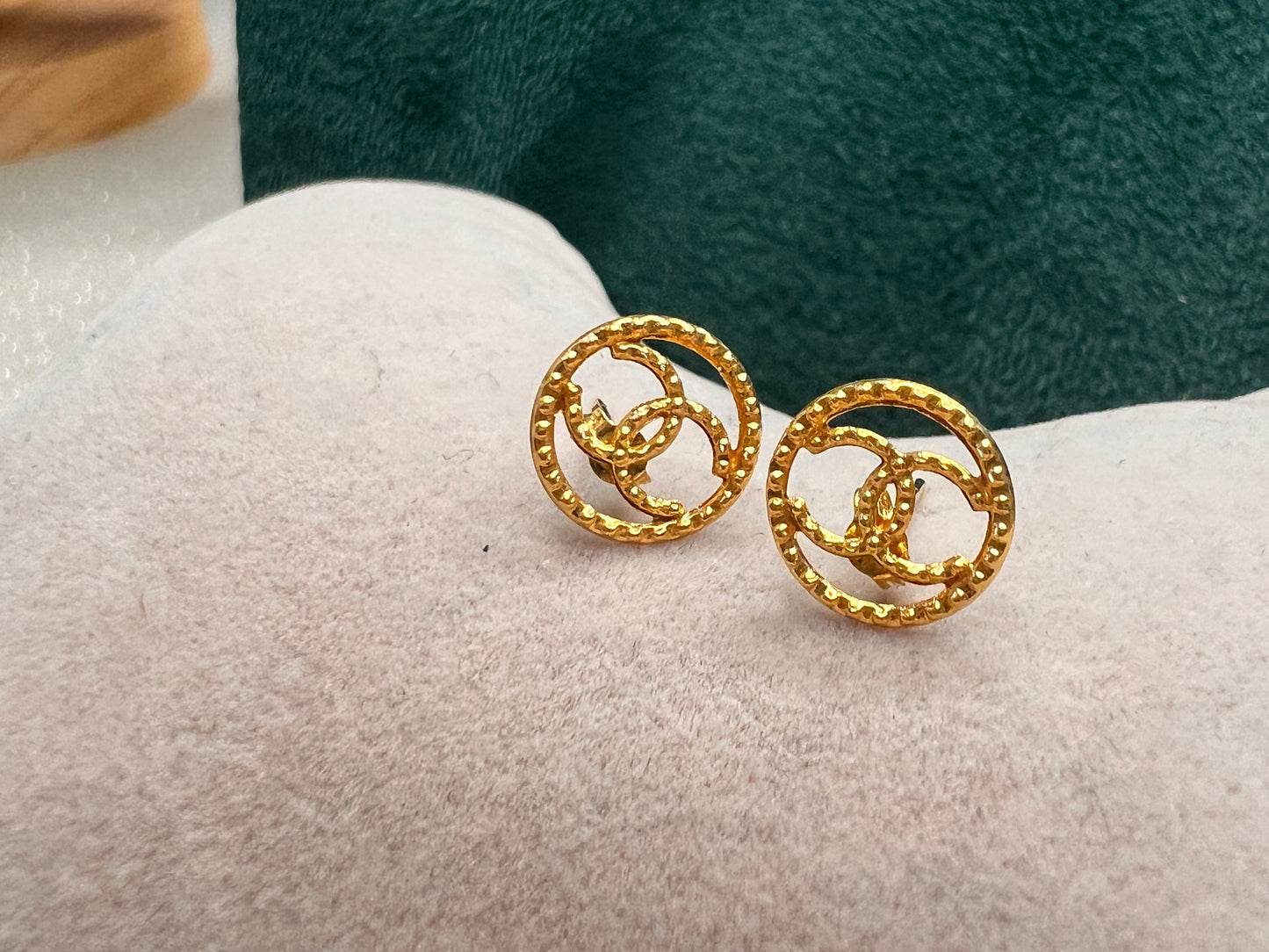 Solid 18ct  gold dainty stud earrings